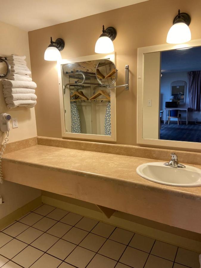 Buccaneer Inn Île Saint Georges Extérieur photo